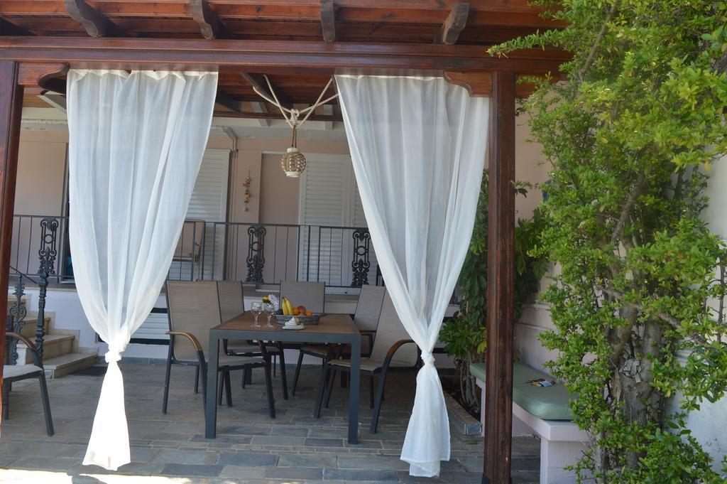 Villa Suites Lagonisi Luxury Экстерьер фото