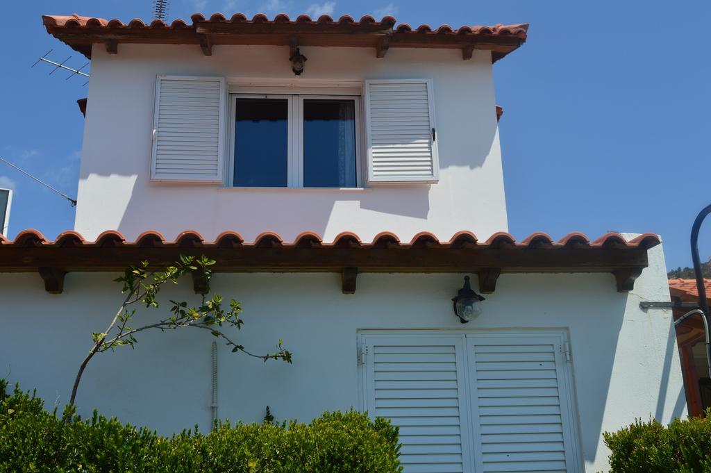 Villa Suites Lagonisi Luxury Экстерьер фото